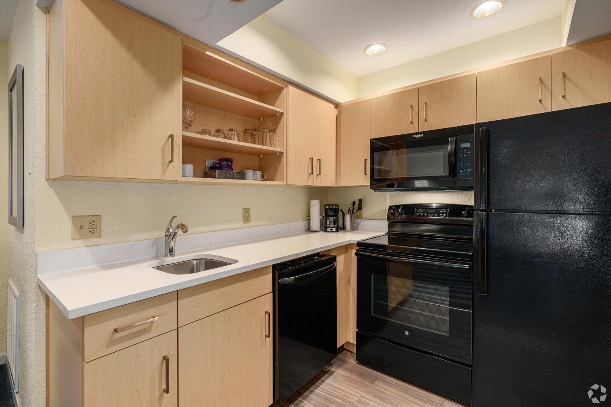 Avia Residences On Lincoln - Extended Stay Malvern Εξωτερικό φωτογραφία