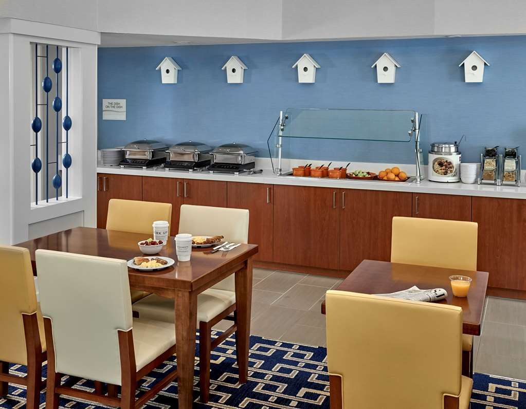 Avia Residences On Lincoln - Extended Stay Malvern Εστιατόριο φωτογραφία